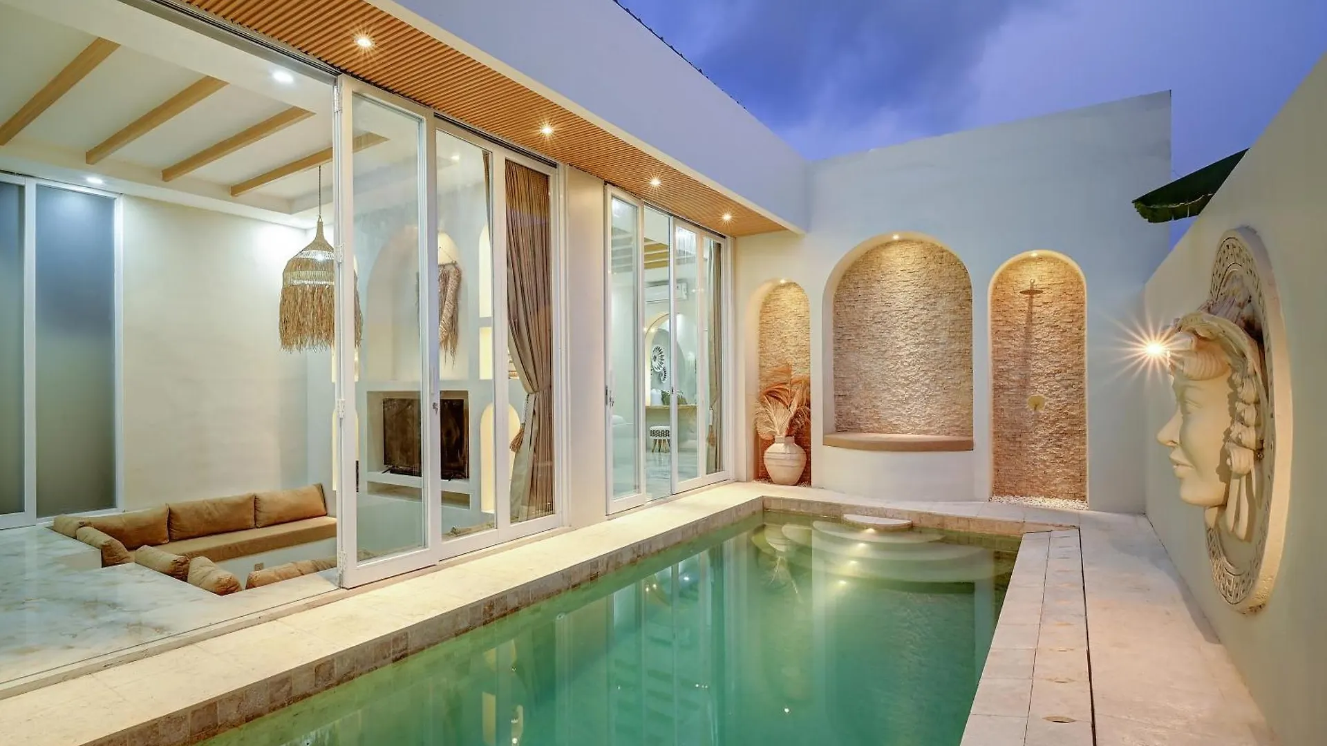 The Medusa Villas Bali Seminyak 0*,  Indonesien